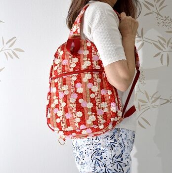 Plecak łezka w japońskie wzory kwiatowe